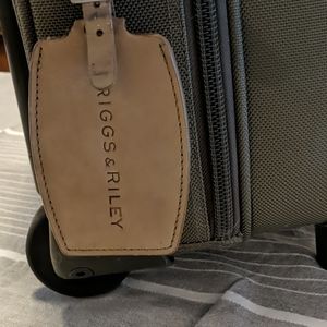 Companion Tote on Wheels